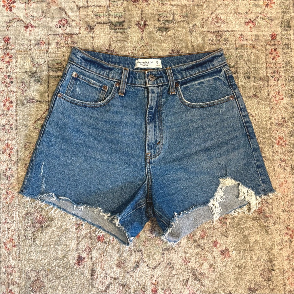 Abercrombie Curve Love High-Rise Mom Shorts